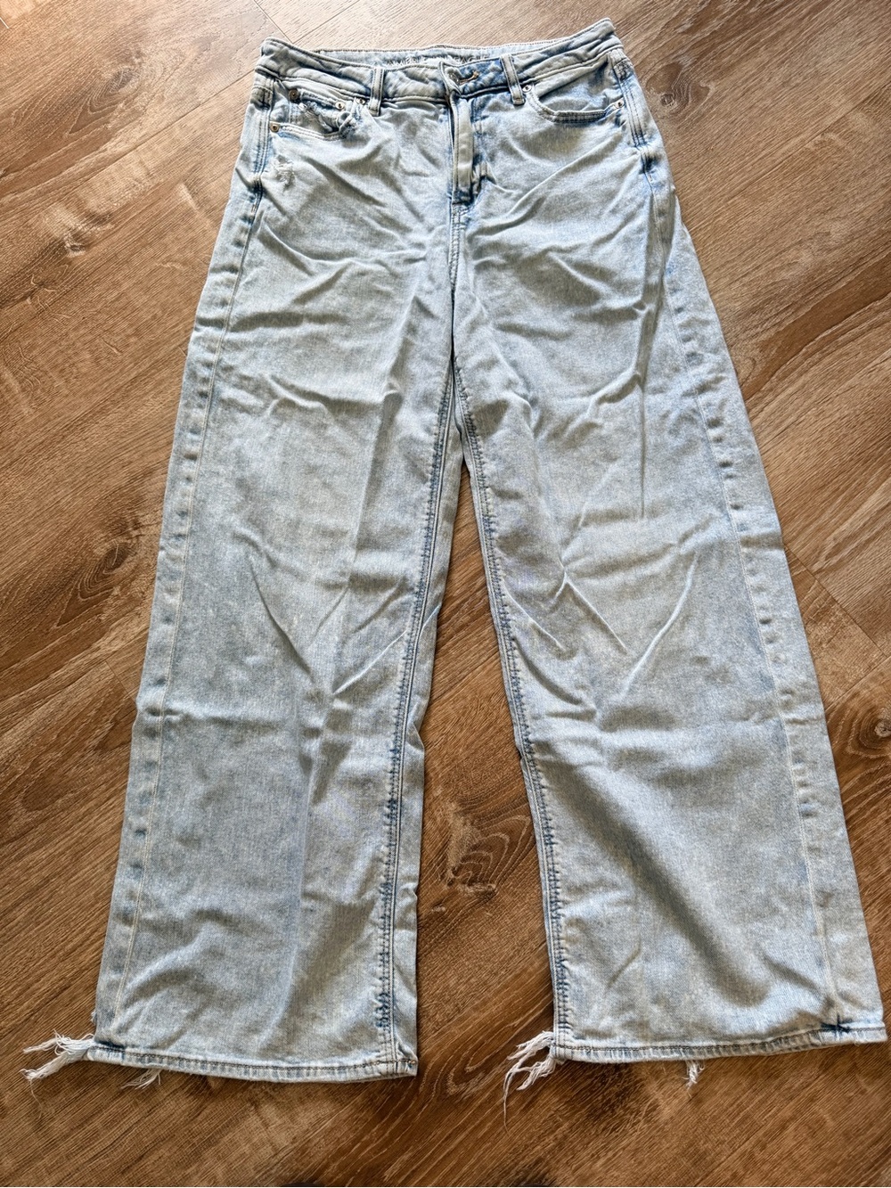 American Eagle Outfitters Light Blue Super High-Rise Baggy Wide-Leg Jeans